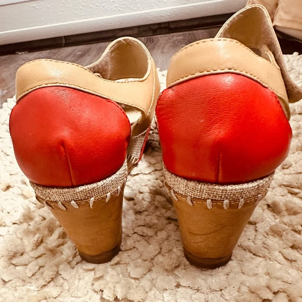 Everybody by BZ Moda Leather Festive & Vibrant Wedges Open Toe Sandals 39/US 8.5